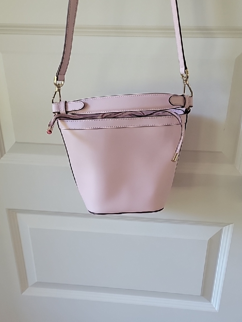 kate spade Pippa Flock Party Small Bucket Bag With 3 Parrot Applique - Picture 11 of 16